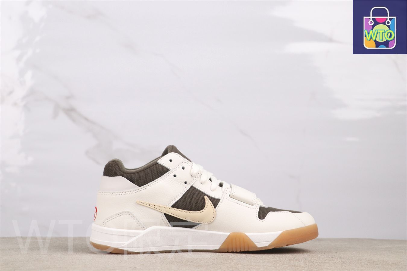 今日 Air Jordan FZ8117-100 エアジョーダン モカトレイ Mocca Tray