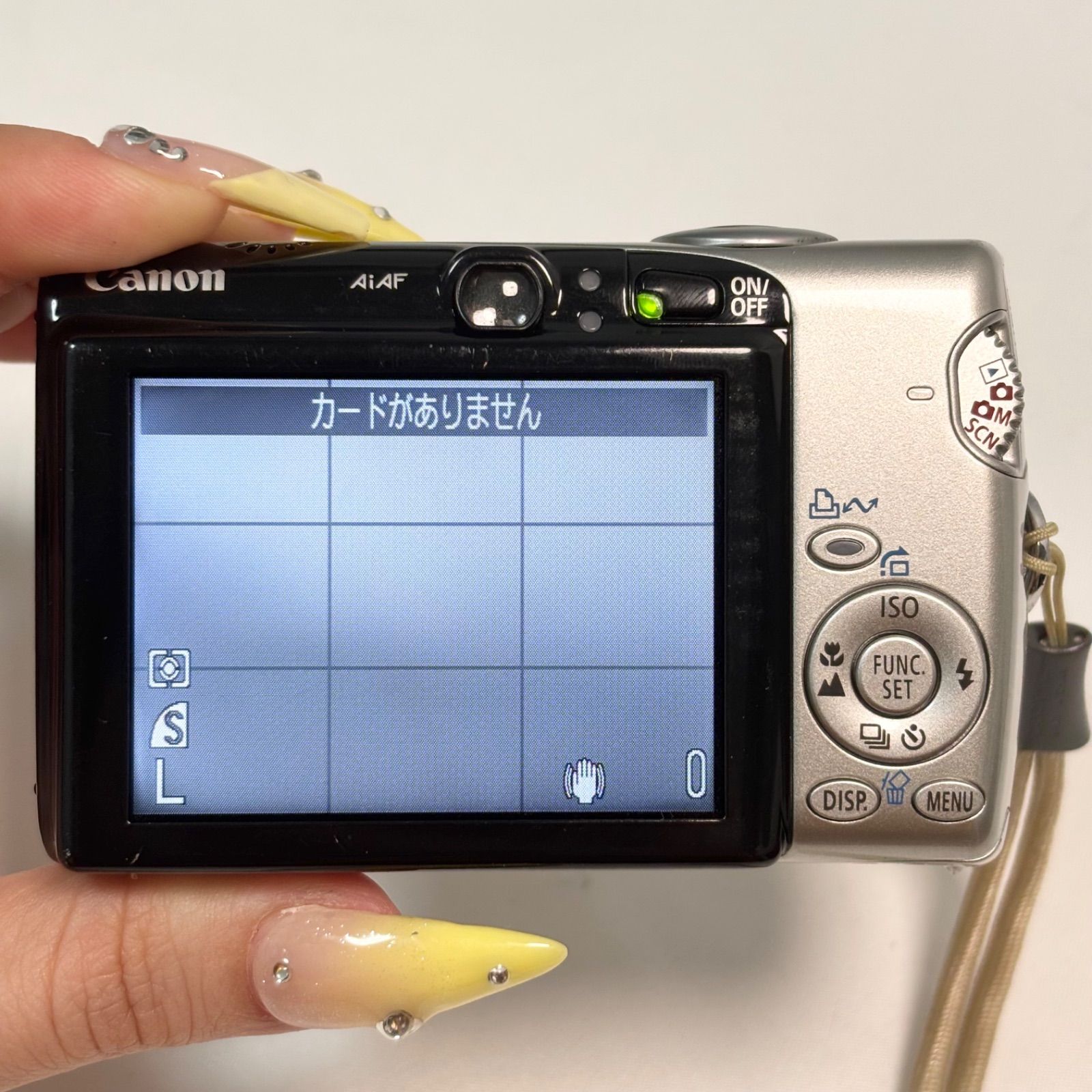 送料無料】Canon/キャノン/IXY800IS/シルバー/コンパクト