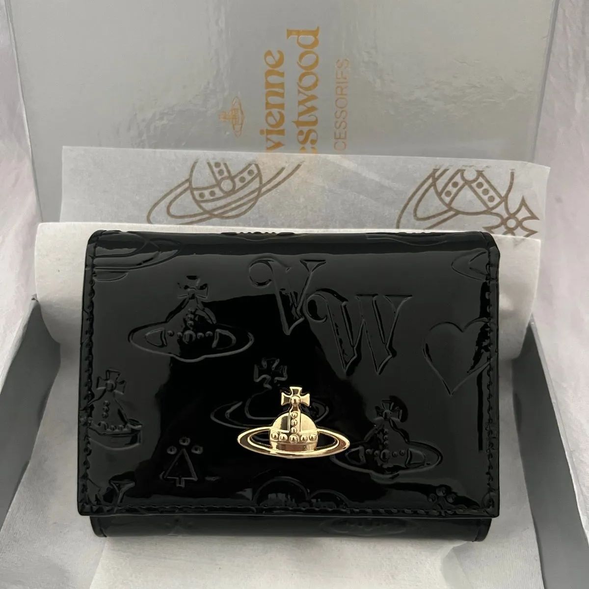 ヴィヴィアンウエストウッド Vivienne Westwood 折り財布 財布 三つ折り財布 ミニ 短財布 ブラック がま口