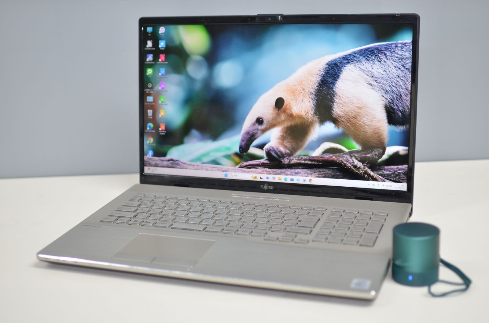 訳アリ ノートパソコン 富士通 WN1|E2 Windows11 office 爆速SSD512GB core i7-10750H|メモリ16GB|無線|WEBカメラ|17.3インチ|Blu-ray