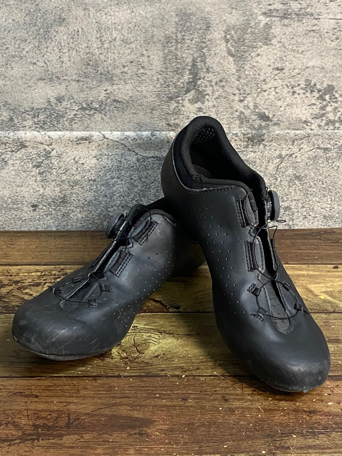 JJ778 フィジーク fizik VENTO OMNA ビンディングシューズ 黒 EU41 3穴