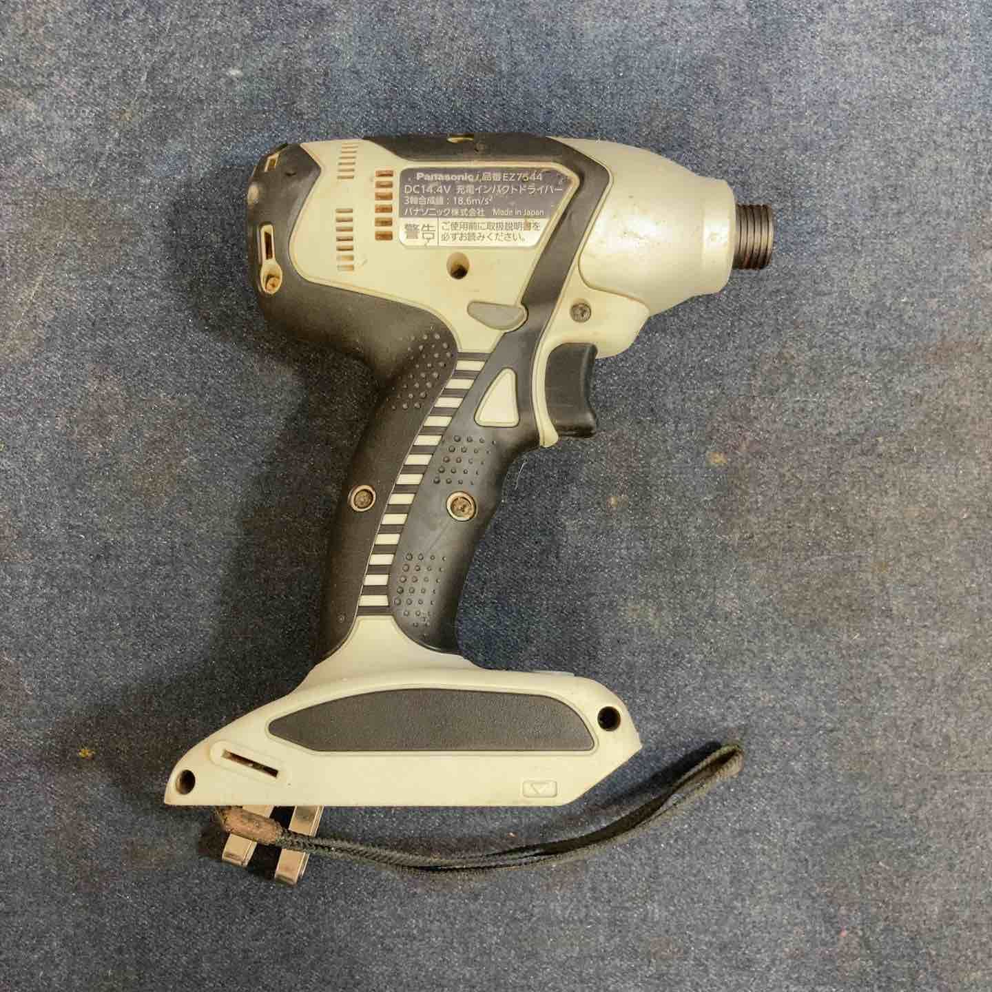 Panasonic コードレスインパクトドライバー