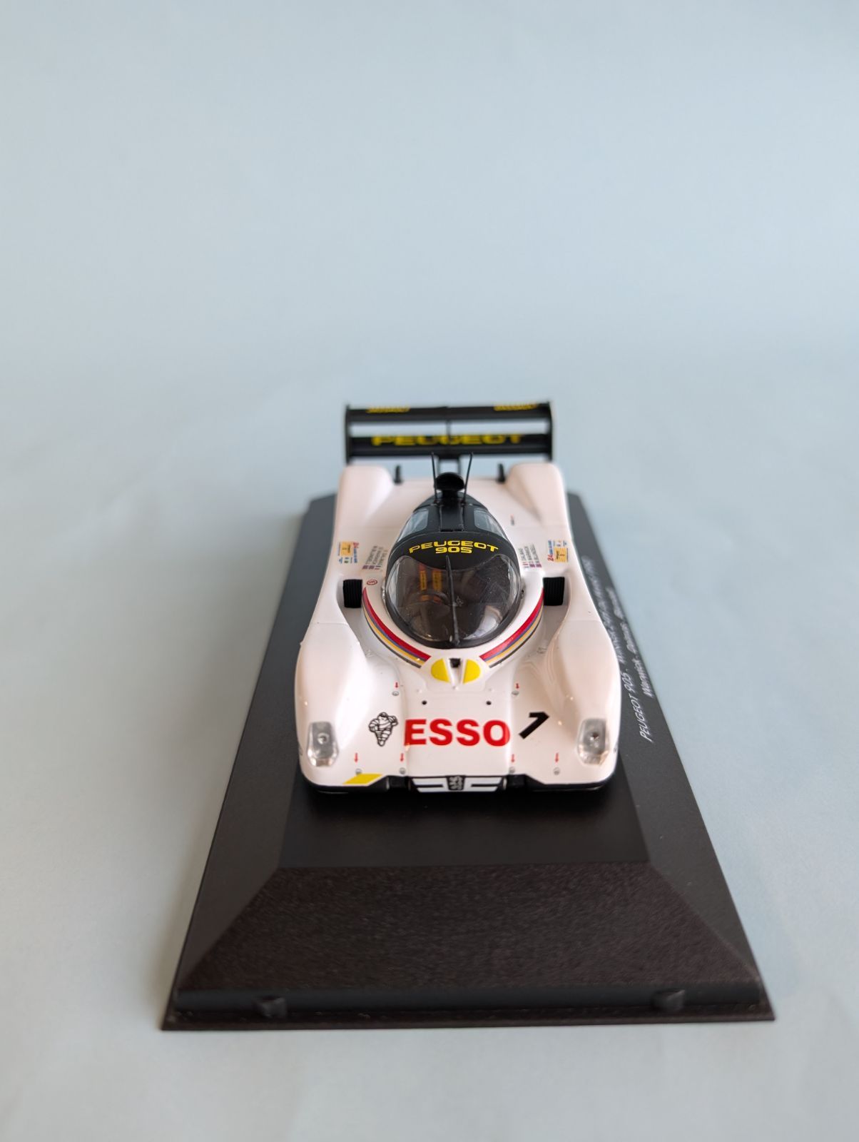 1⁄43 カルツォ プジョー905号 1車 1992年ル・マン優勝車 - メルカリ