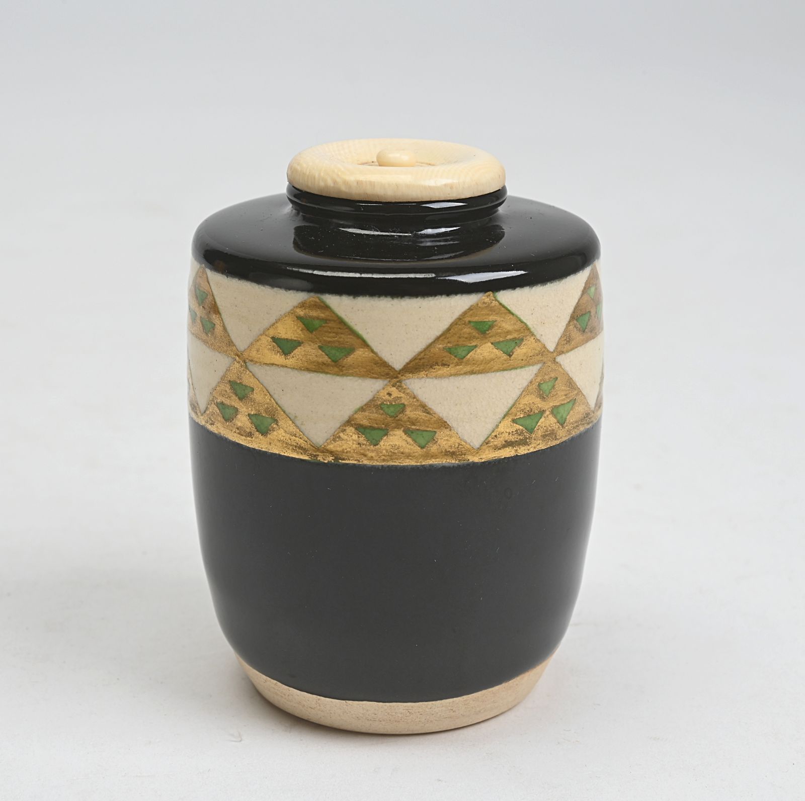 仁清写鱗波文 茶入