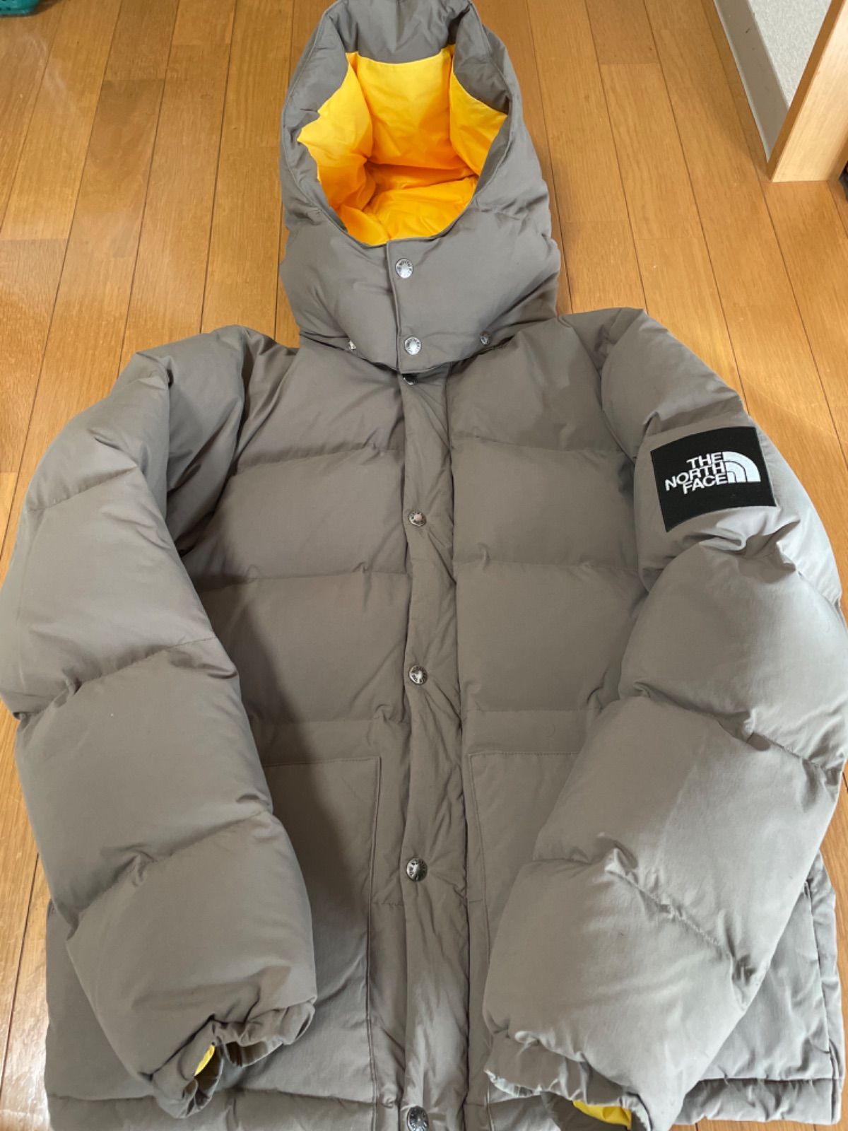 NORTH FACE)人気腕ワッペン キャンプシエラショートダウンJKT - メルカリ