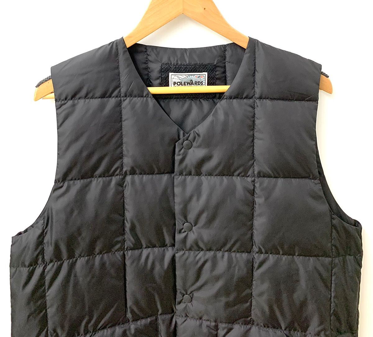 ポールワーズ POLEWARDS ダウンベスト 33729 ベスト ロゴ ブラック M