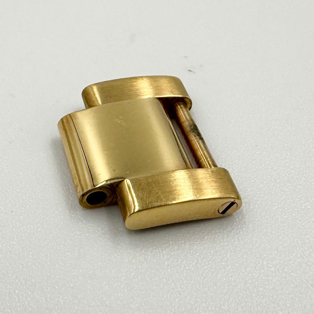 【新品紙タグ付き】Mystradaマイストラーダ　フェザーペタルオパールスカート 新品紙タグ付き】Mystradaマイストラーダ フェザーペタルオパール