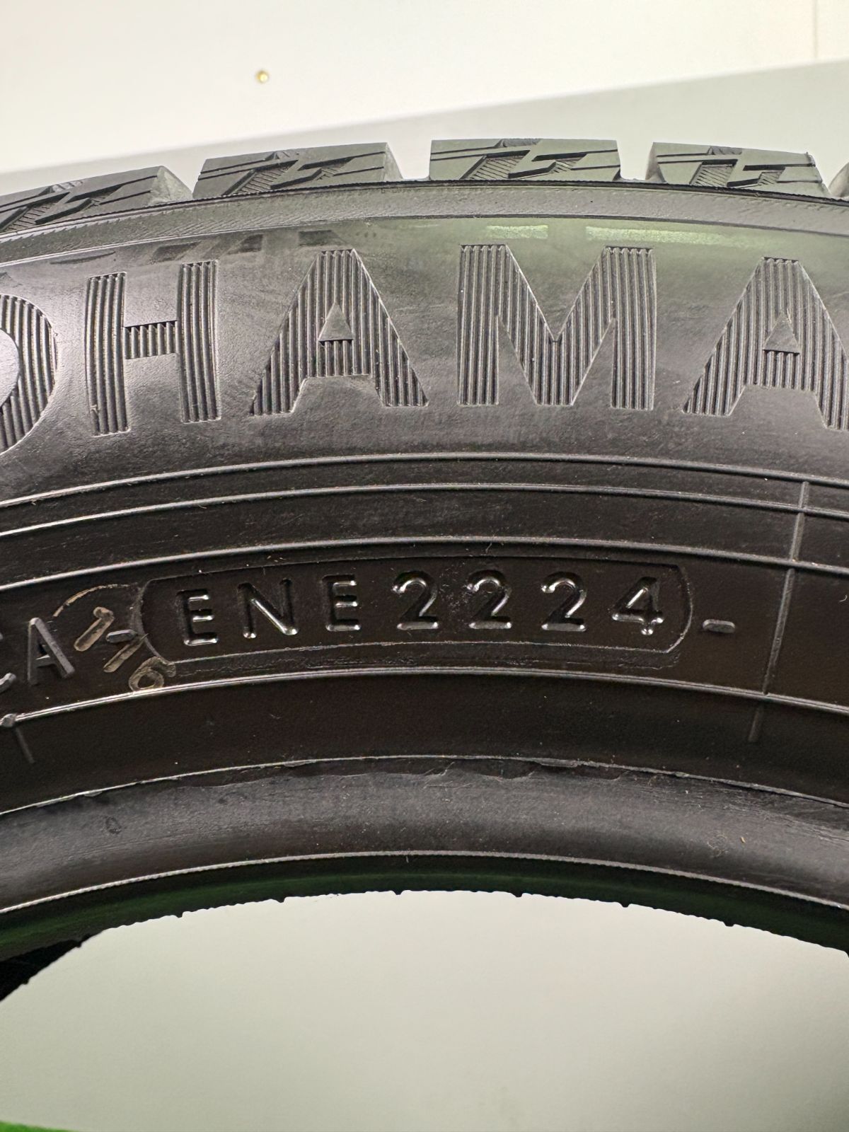 185 60R15 ヨコハマ IG60 2021～ 製 4本 冬タイヤ スタッドレス TA572 TRITUETUBI_COM