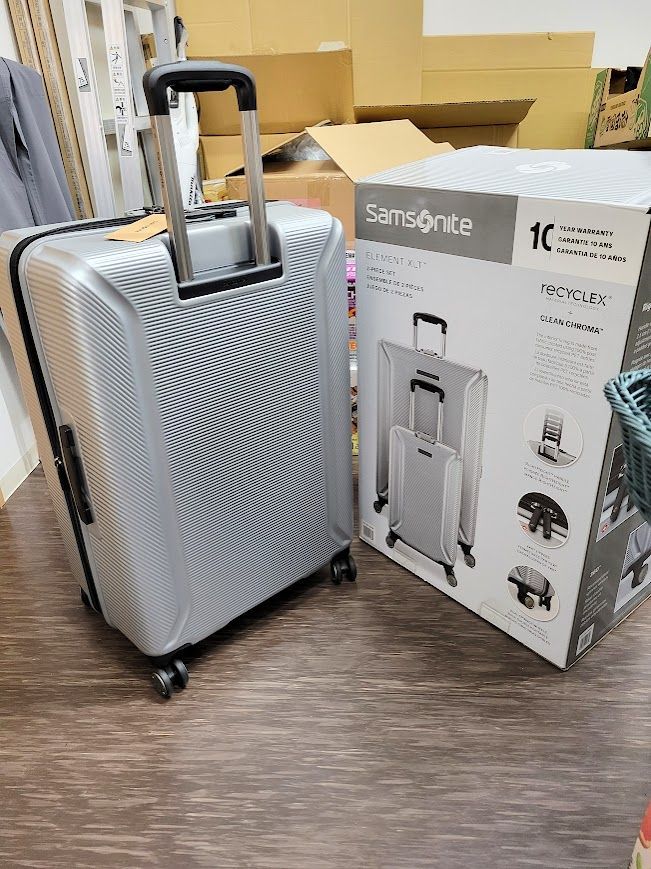 ☆☆未使用　サムソナイト　エレメント　XLT　Element　XLT　2個セット 楽天市場】サムソナイト スーツケース エレメント 大小2セット