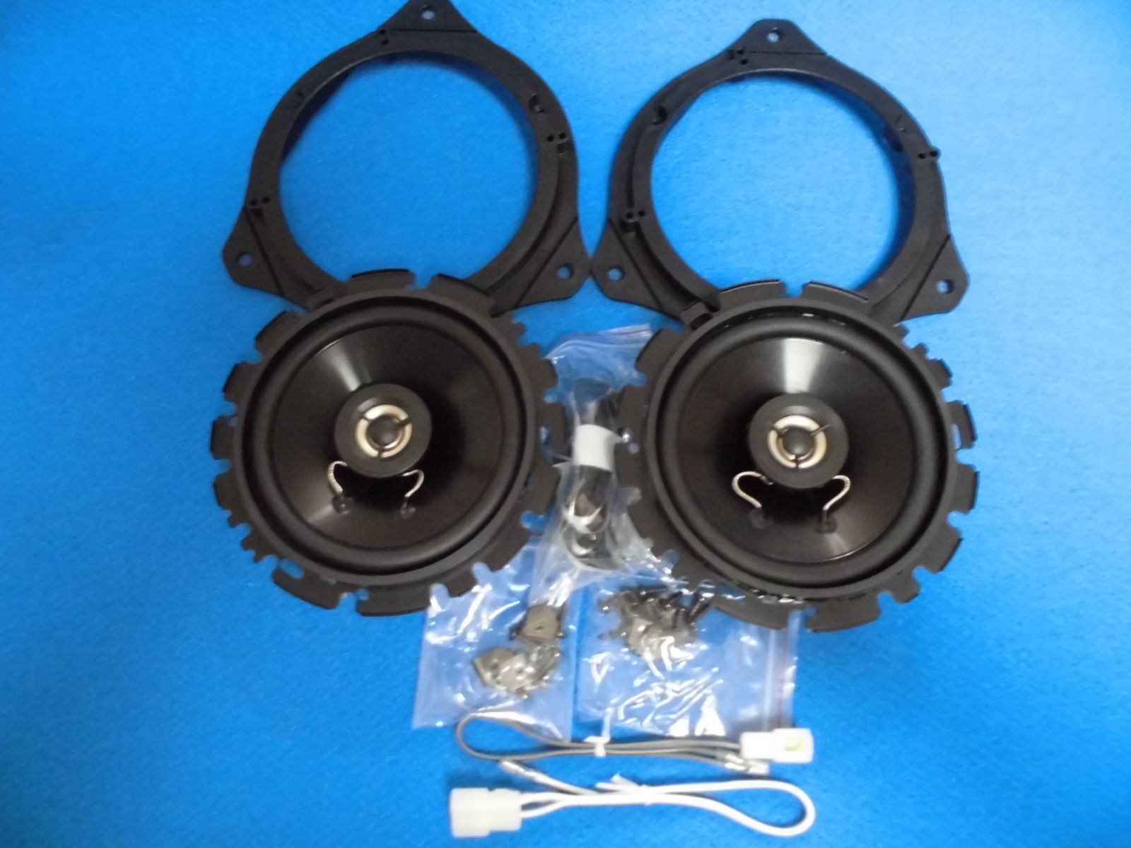 ⑩スズキ 現行エブリイ DA17V 社外60Ｗフロントスピーカー スピーカー取付キット＋純正車種別取付説明書