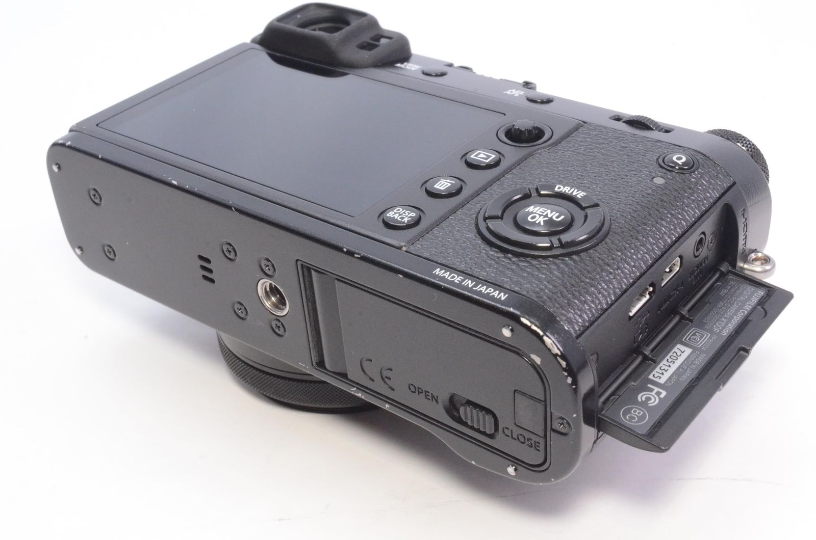 FUJI X100F ブラック コンパクトデジタルカメラ 中古 T3835616 中古 並品 フジフイルム X100V ブラック 中古 《並品