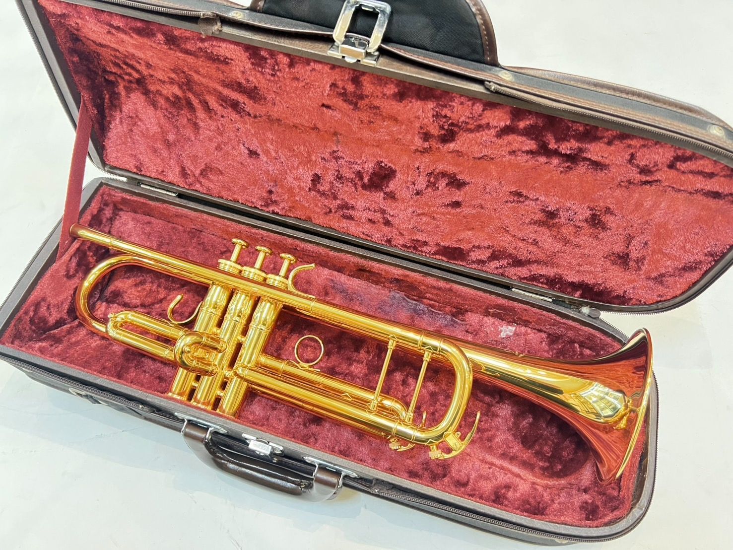 名器　工房メンテナンス済　ヤマハカスタム　トランペット　YTR-8335H　金管 名器 工房メンテナンス済 ヤマハカスタム トランペット YTR