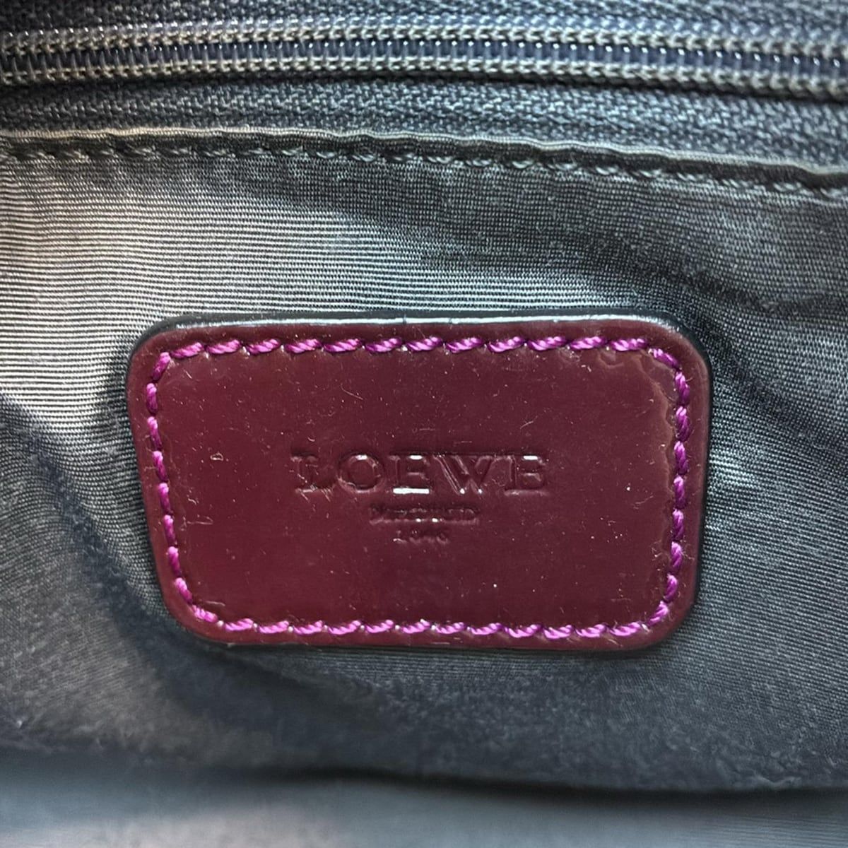 LOEWE(ロエベ) ハンドバッグ - ボルドー レザー - メルカリ