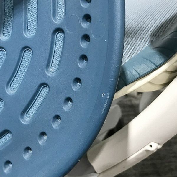 価格比較でお得にお買物。 HermanMiller ミラ2チェア ランバーサポート付 オフィスチェア ハーマンミラー ターコイズ 超最新作！