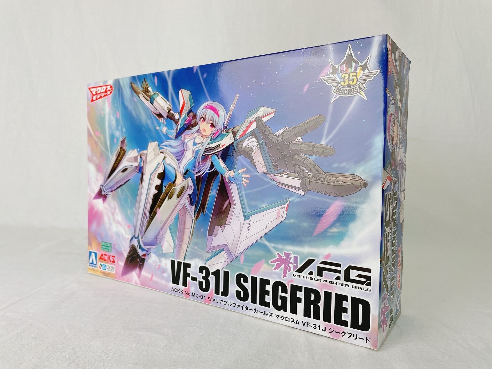 青島文化教材社 V.F.G. VF-31J ジークフリード 「マクロスΔ」 [MC-01