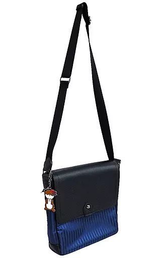 ANNA SUI×小倉 唯　ストライプショルダーバッグ ディープネイビー 小倉唯×ANNA SUIのコラボアイテムが発売決定！ | アニメイトタイムズ