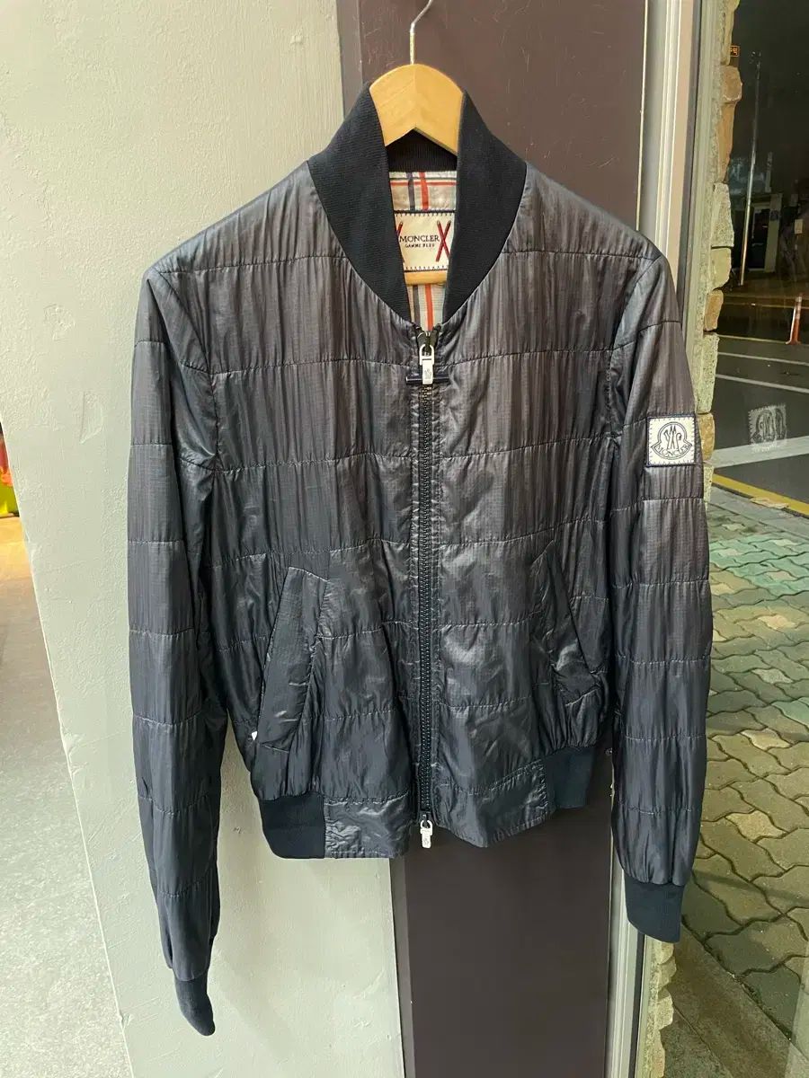 1 MONCLER モンクレール ガンマブルー 軽量 ジャケット