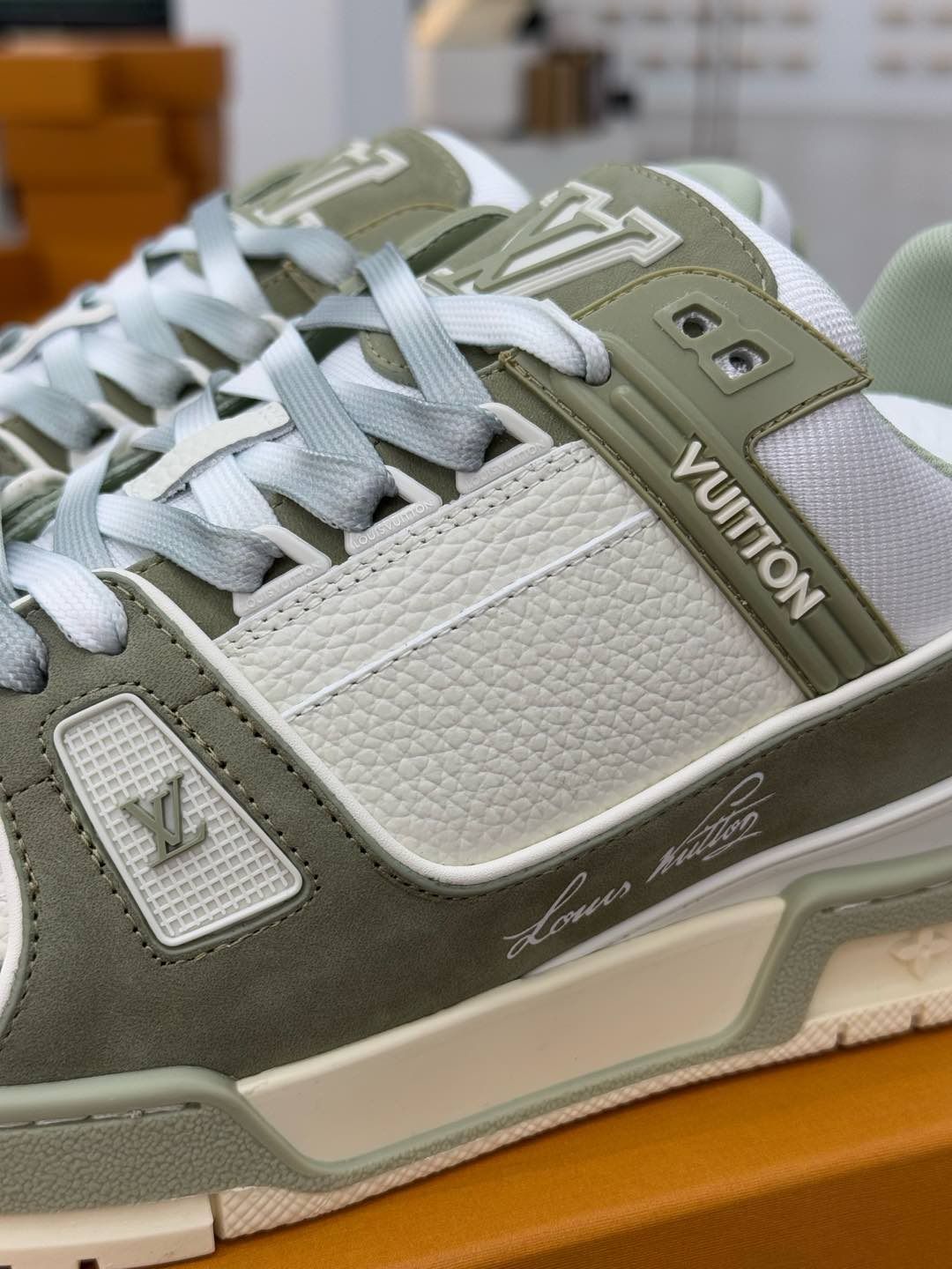 Louis Vuitton Trainer カラー 87-ライトグリーンフロスト-MM