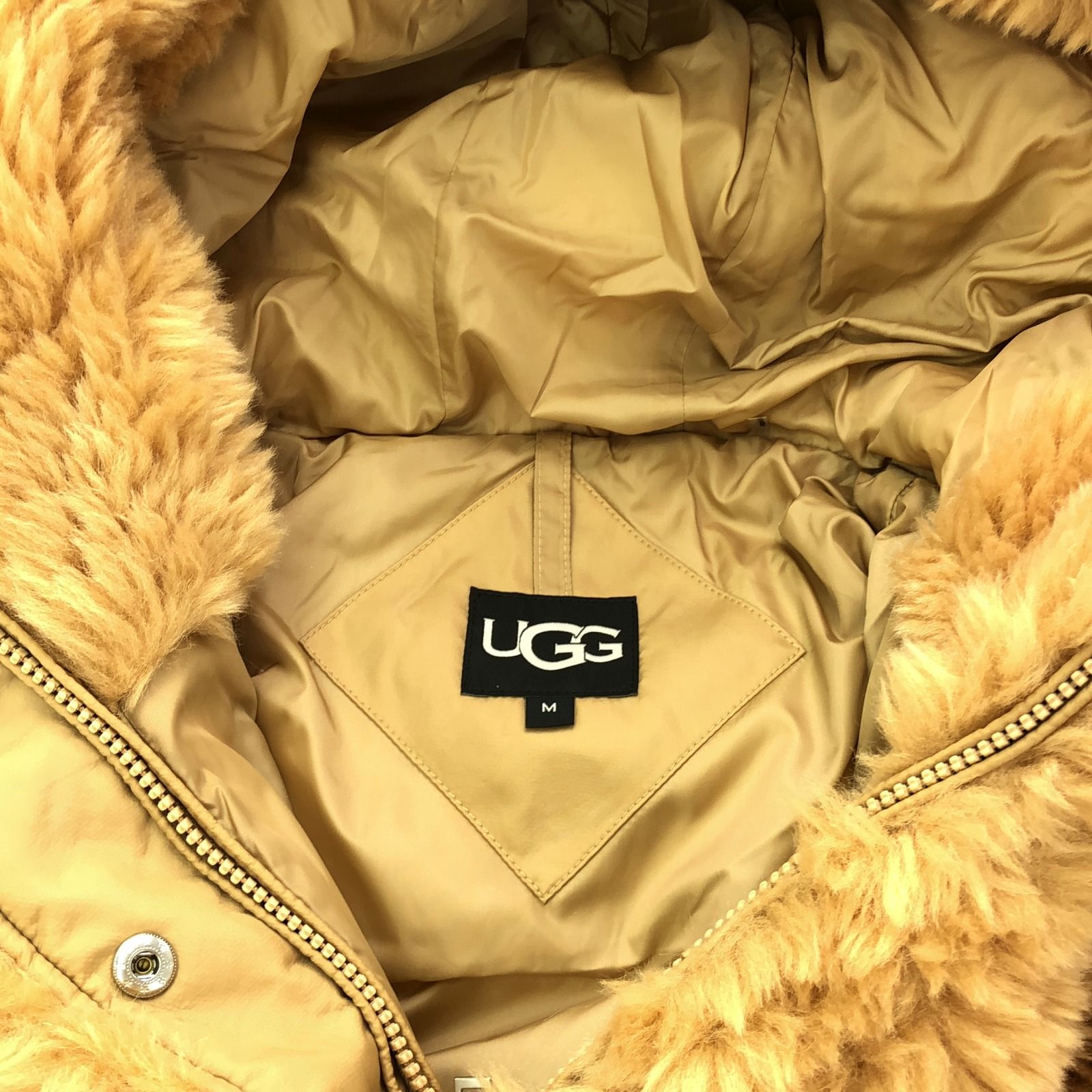 UGG