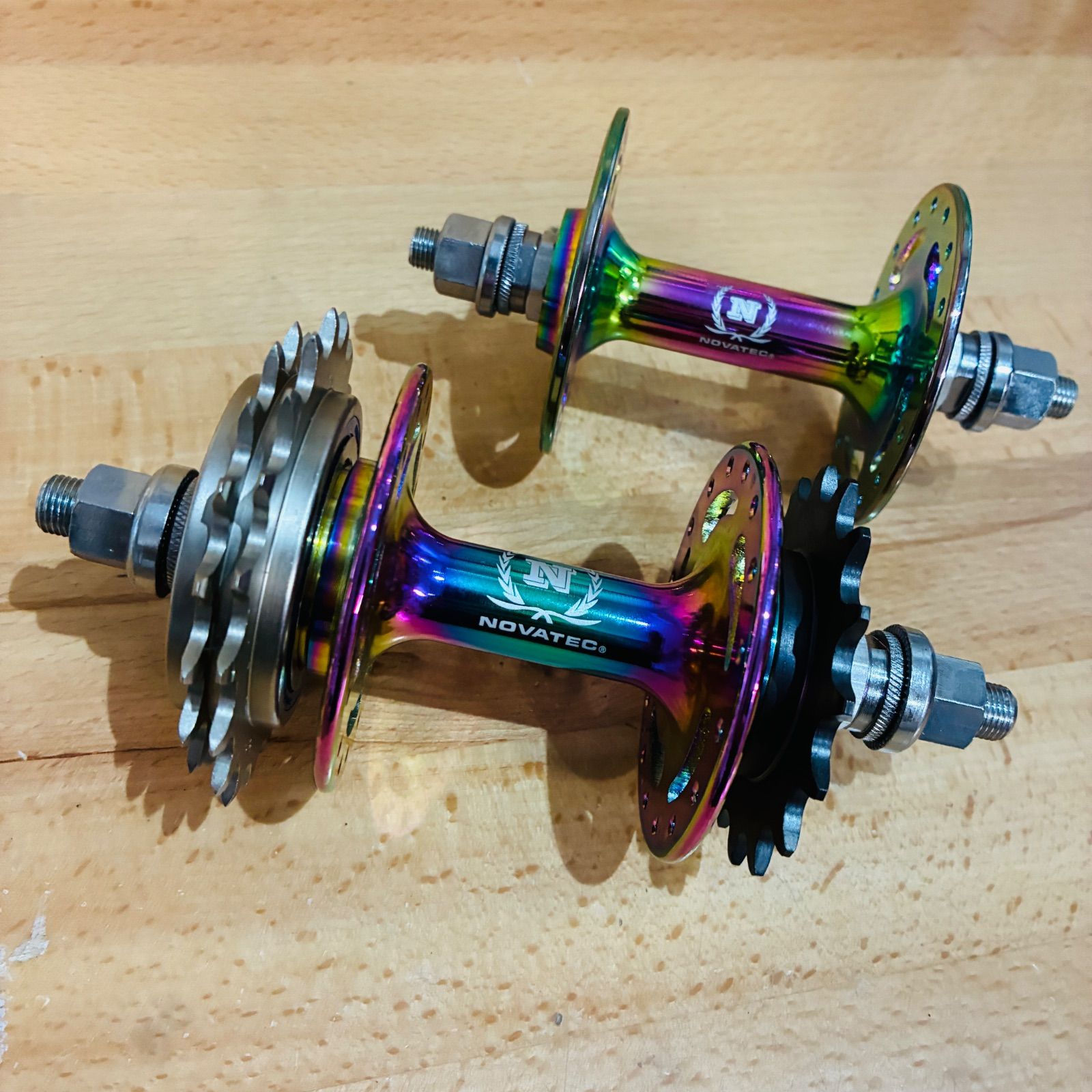 未使用】NOVATEC トラック ピスト ハブ 32H OLD 100/120 両切り