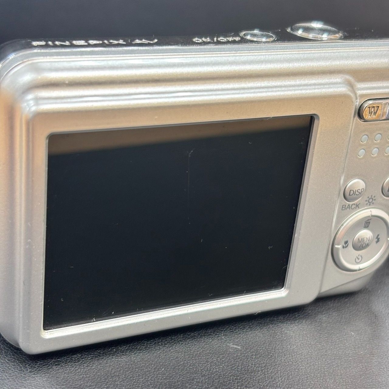 FUJIFILM　FINEPIX AV110 デジタルカメラ シルバー EL6】富士フイルム FINEPIX AV110 動作確認済み デジカメ