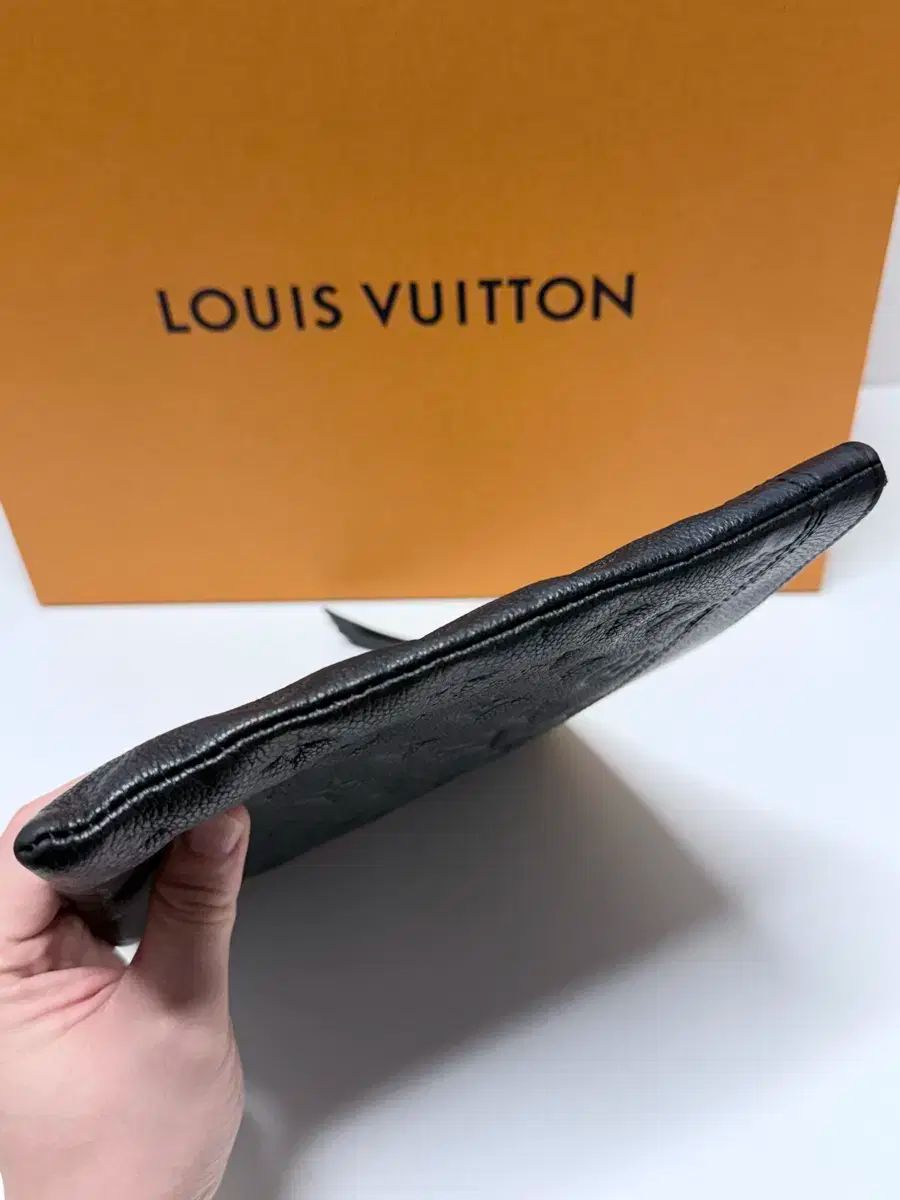 極美品✨ルイヴィトン アンプラント デイリーポーチ クラッチバッグ