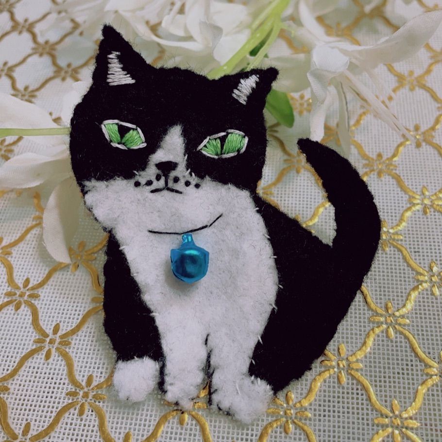 刺繍 猫 ブローチ ハンドメイド - その他