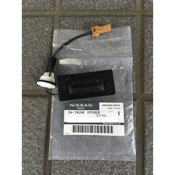 マ―チK12 トランクオ―プナー純正 Amazon | 純正品 マーチ K12 トランクオープナースイッチ