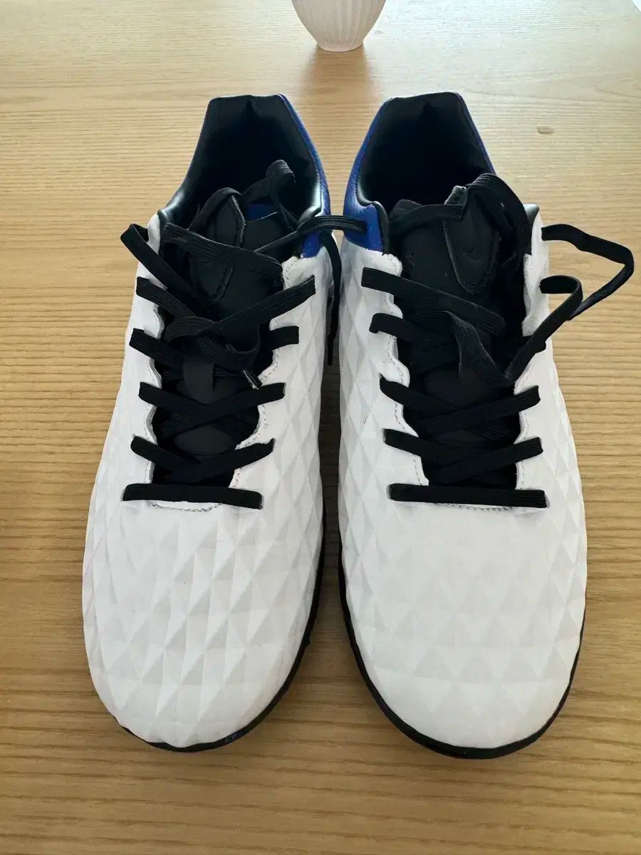 NIKE ティエンポレジェンド8 HG25.5㎝ ティエンポ8 NIKEティエンポ8 25.5㎝ NIKE ナイキ サッカースパイク