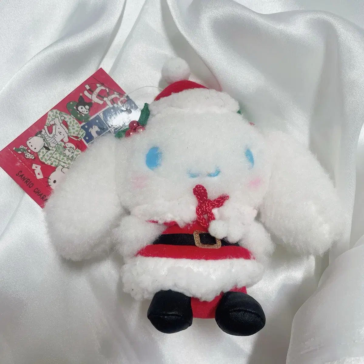 サンリオ シナモロール 2021 クリスマス サンタクロース マスコット 人形 キーホルダー