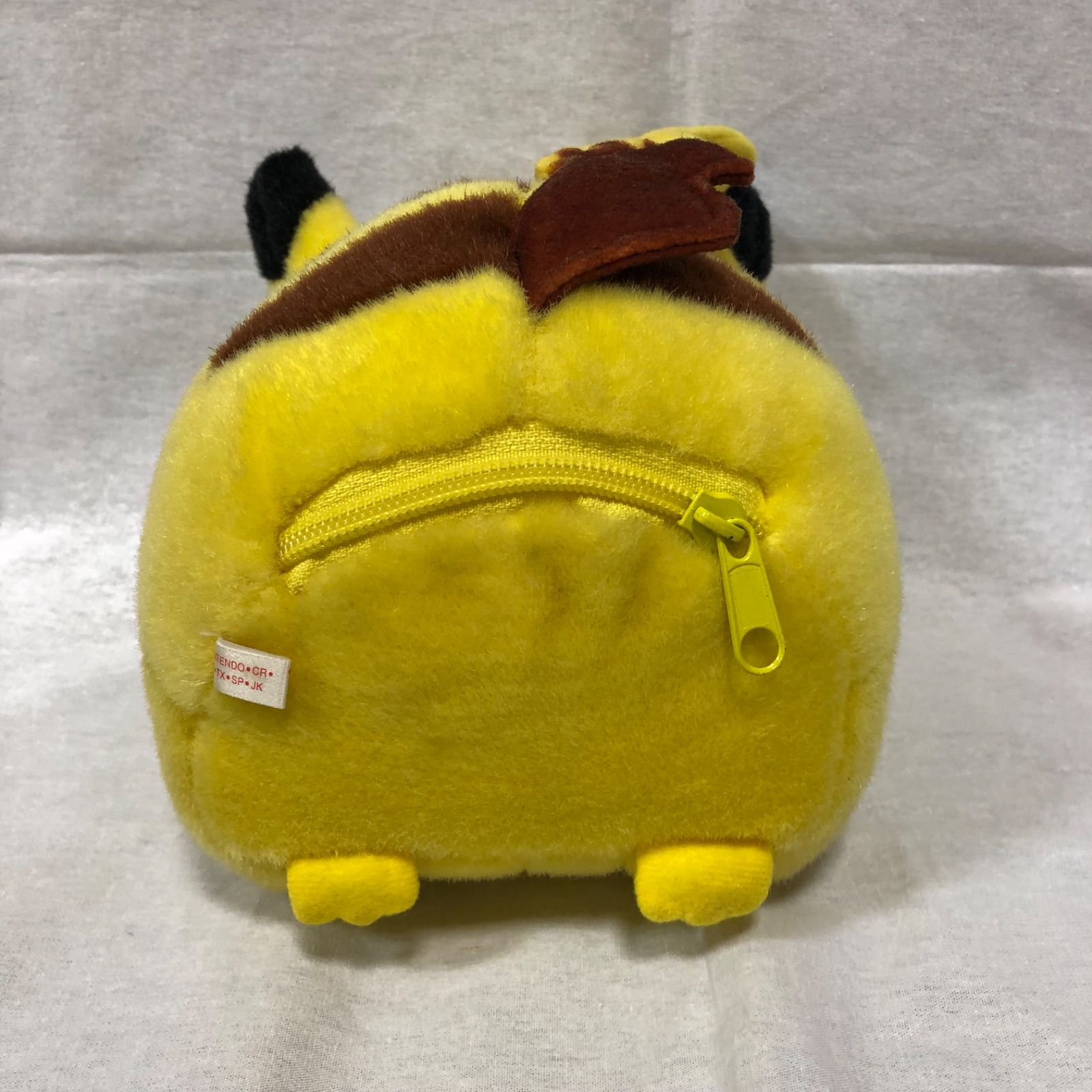 ピカチュウ TOMY 初期　ぬいぐるみ ▽ピカチュウ 初期 ぬいぐるみ TOMY - メルカリ