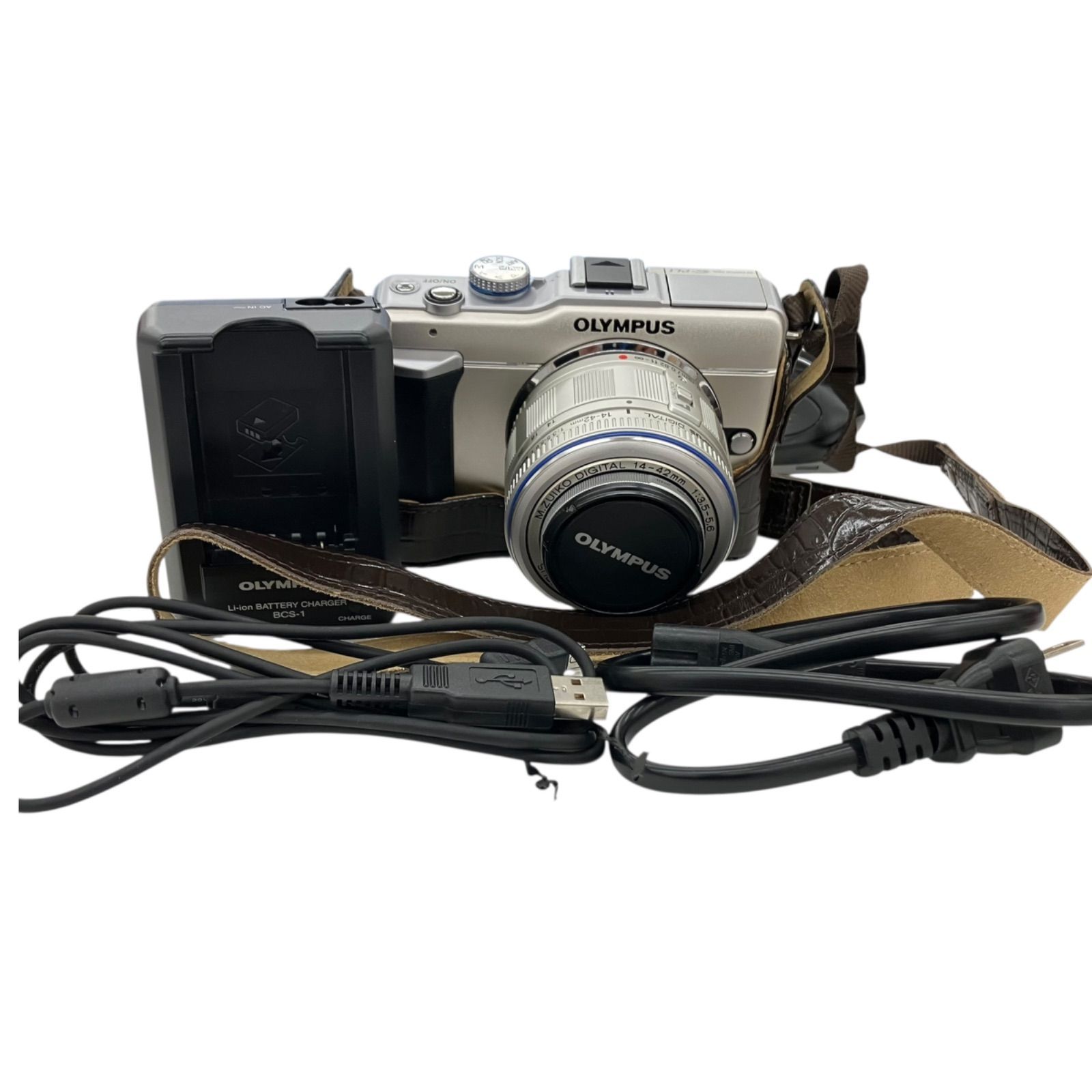 Olympus PEN Lite E-PL7レンズ付き(45mm F1.8 ) OLYMPUS PEN