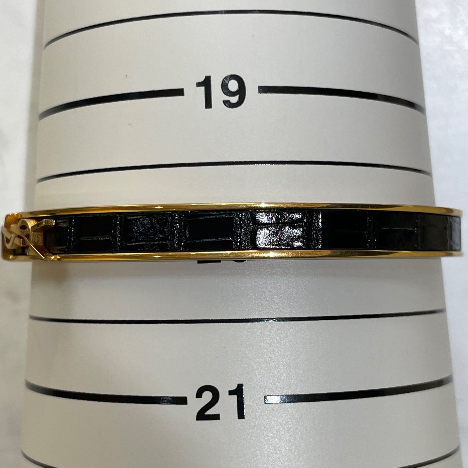 □SAINT LAURENT サンローラン カサンドラ バングル A25-2629 - メルカリ