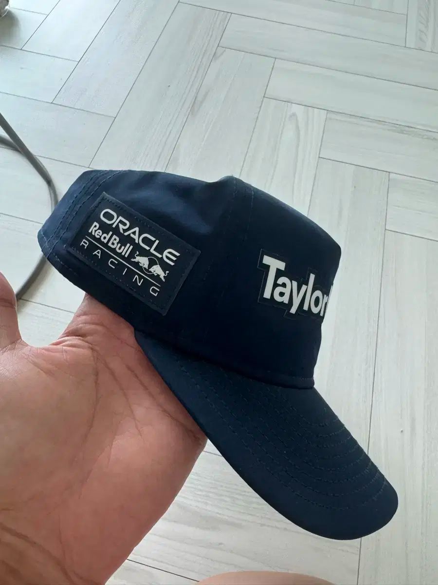 TaylorMade（テーラーメイド） レッドブル コラボ ボール