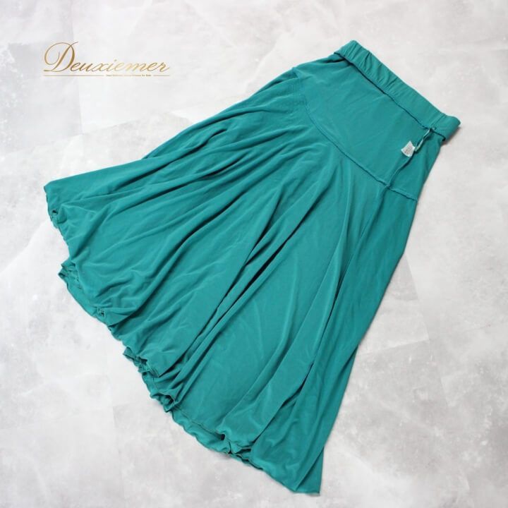 フリル舞うワンピース✨スタンダード向き練習着　後ろファスナーで便利！ フリル舞うワンピース✨スタンダード向き練習着 後ろファスナー