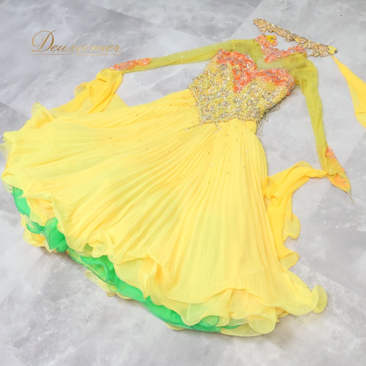 【社交ダンス衣装】イエロー ワンピース ドレス 黄色 フロート プリーツ ボリューム フリル レース デモ 競技用 ミニ丈 ピンク おしゃれ 社交ダンス衣装】イエロー ワンピース ドレス 黄色 フロート