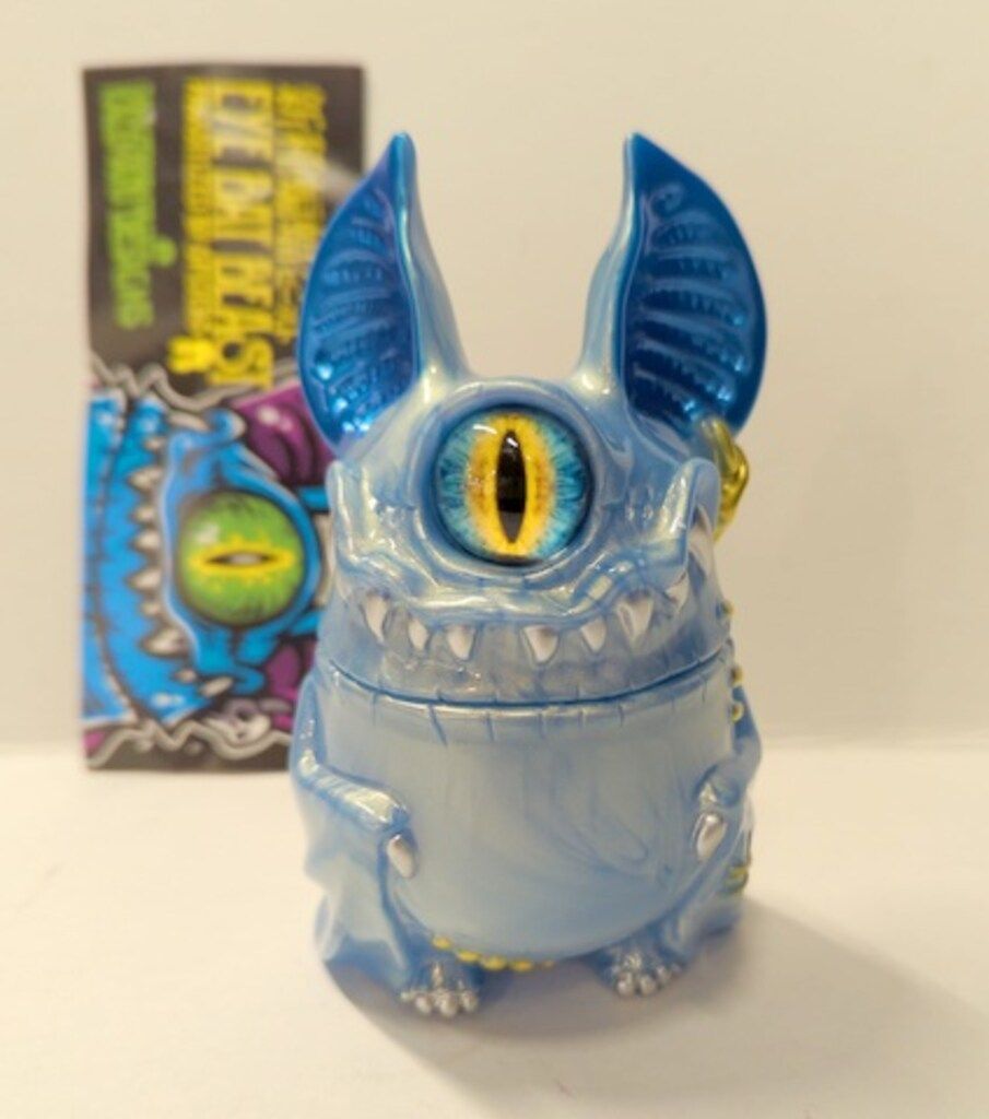 Eye Bat Beast カゲマルデザイン Kagemaru Design Eye Bat Beast Orange Soft Vinyl Figure F/S