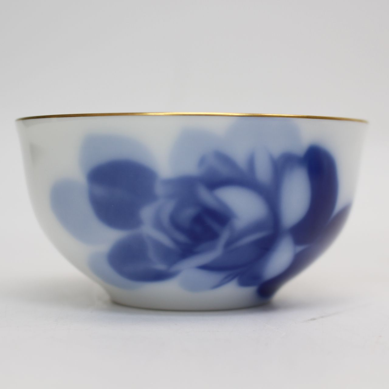 297)大倉陶園 ブルーローズ 湯呑 ペア 2客 - メルカリ
