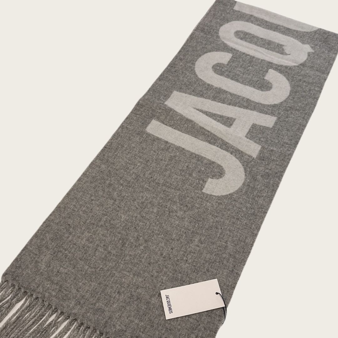JACQUEMUS ジャックムス マフラー ロゴマフラー グレー 35*180cm