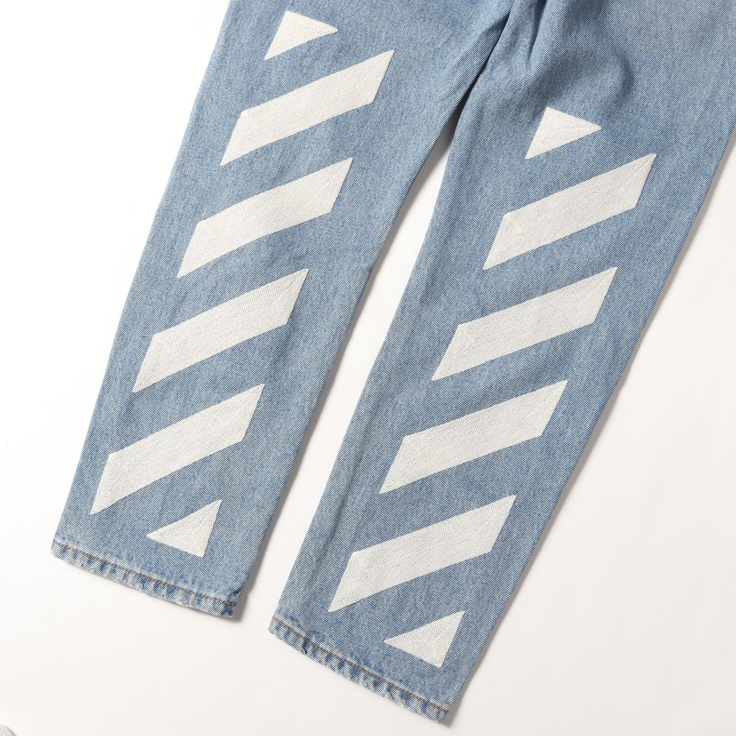 美品】OFF-WHITE オフホワイト パンツ サイズ:32 / アイコン刺繍 美品】OFF-WHITE オフホワイト パンツ サイズ:32 / アイコン刺繍