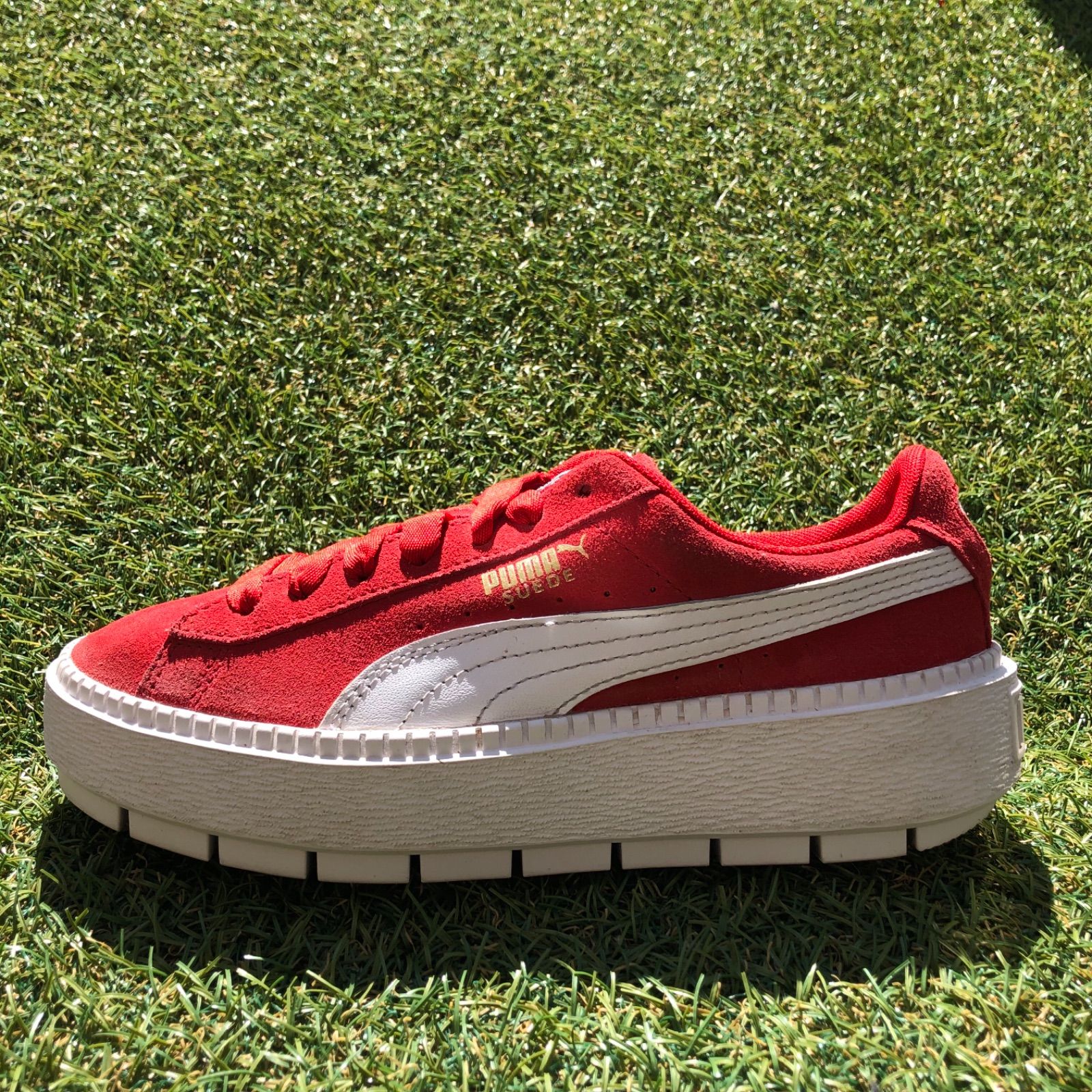 正規店仕入れの 美品23 PUMA プーマ スエードプラットフォーム トレース D746 靴