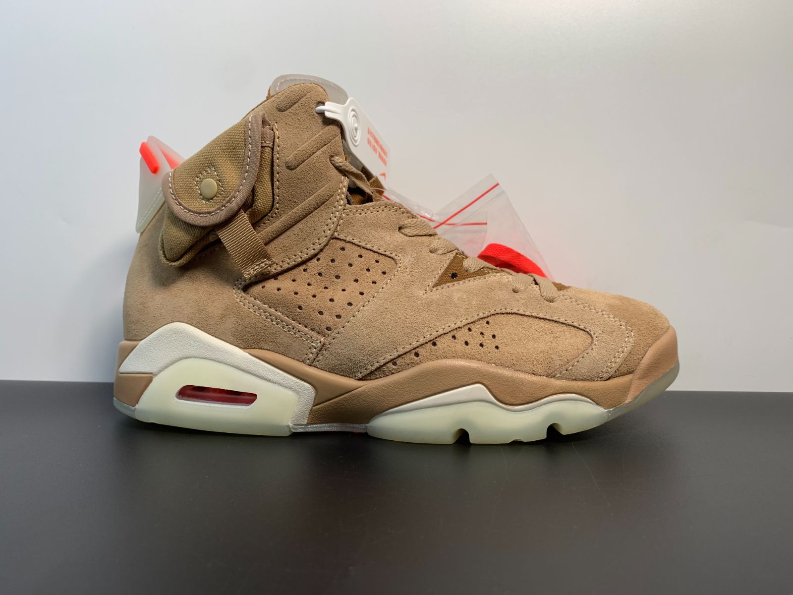 Nike Air Jordan 6 aj6 トラヴィス・スコット × ナイキ エアジョーダン 6 レトロ ブリティッシュ カーキセイル スニーカー  男女兼用 並行輸入品 - メルカリ