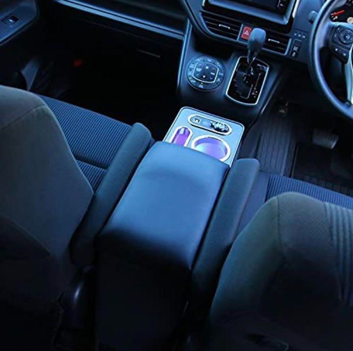 エスクァイア80系 アームレスト