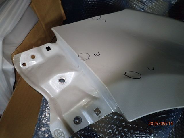 アクア NHP10 後期 フェンダー 左 パールホワイト FFCRYSTALESIA_COM