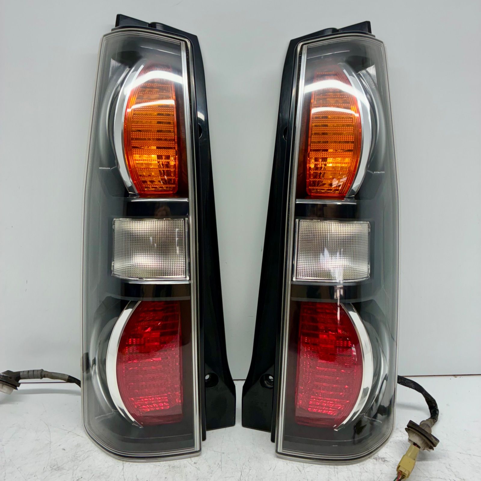 mh22 mh21 スズキワゴンRテールライト