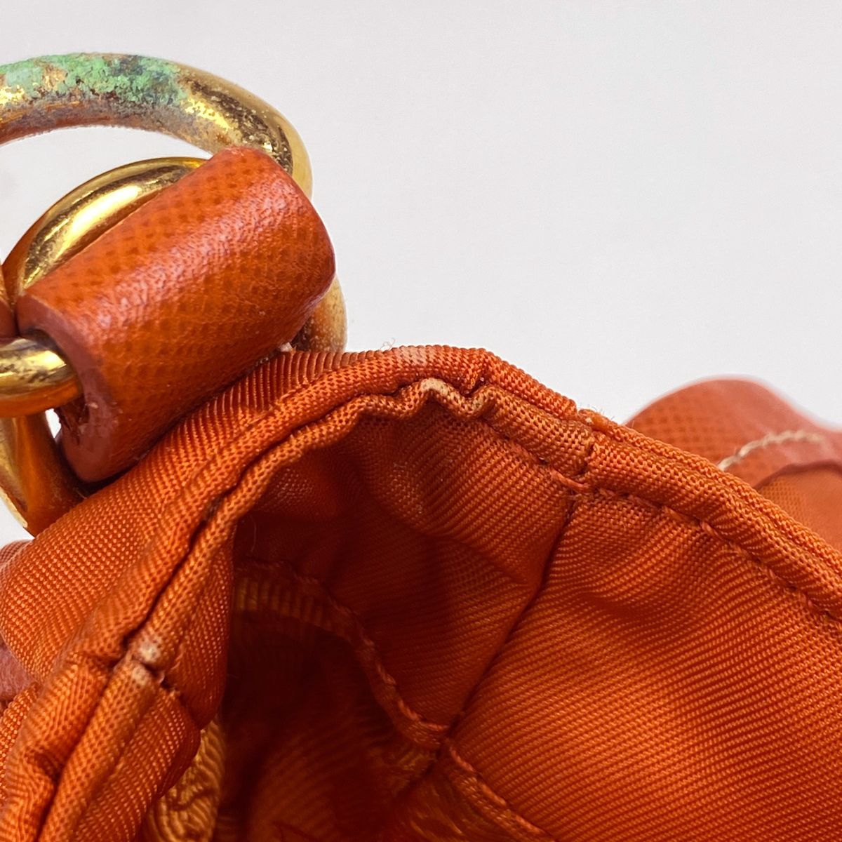 在庫一掃】 プラダ PRADA ロゴ ショルダーバッグ 斜め掛け