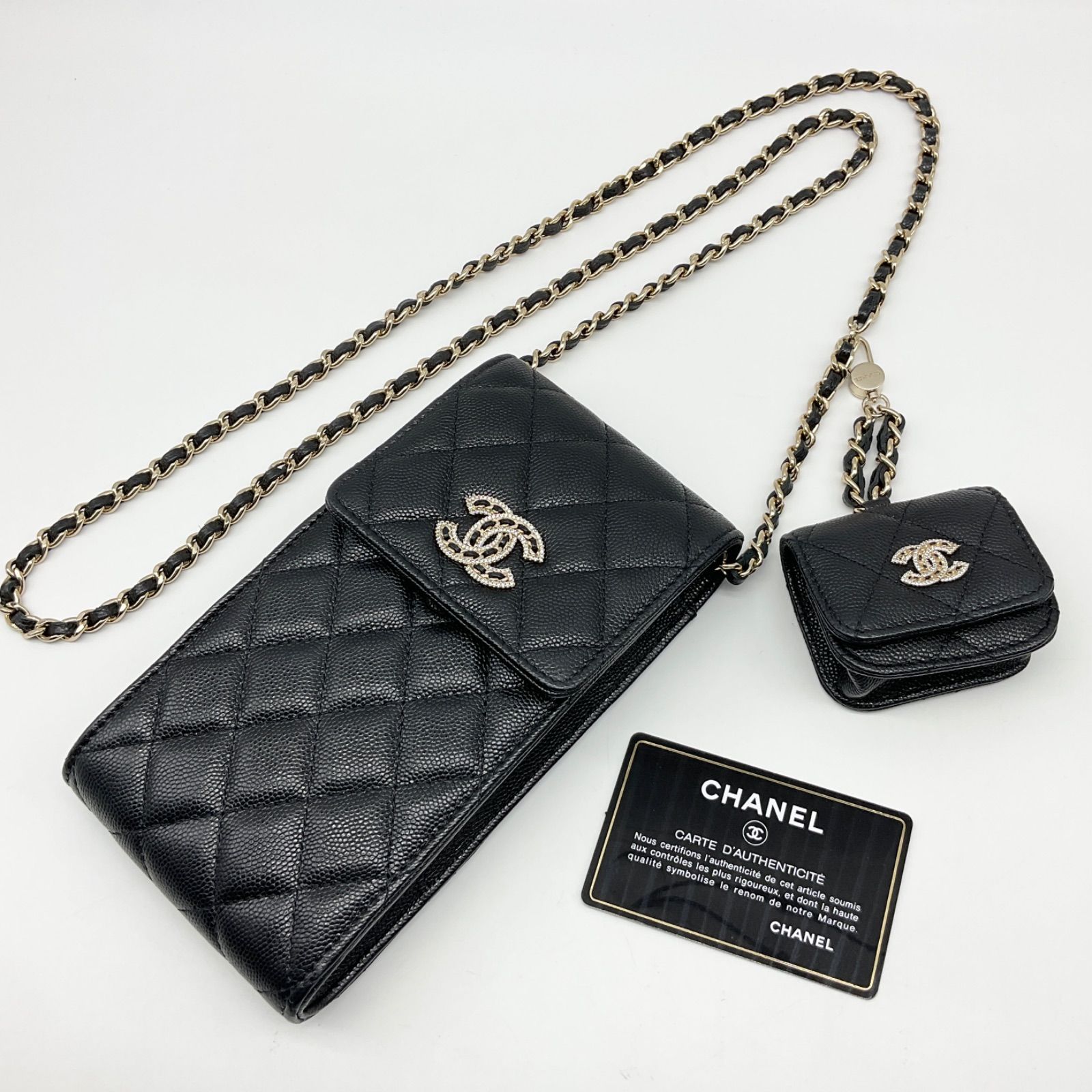 ●CHANEL シャネル マトラッセ キャビアスキン ココマーク スマートフォン Airpods ケース スマホショルダー ポーチ チェーンショルダー ブラック ゴールド金具 ラインストーン ギャランティカード Aランク 2_245