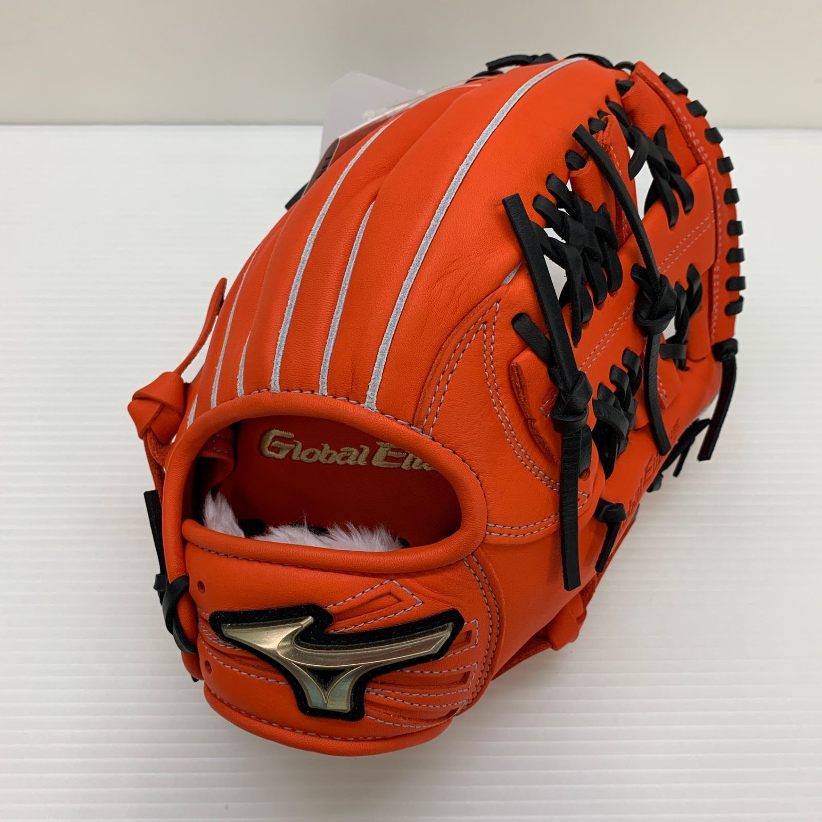 ミズノ MIZUNO グローバルエリートRG ブランドアンバサダーセレクション 村上宗隆モデル 少年軟式 内野手用 グローブ グラブ 右投げ 1AJGY32103 野球 6495