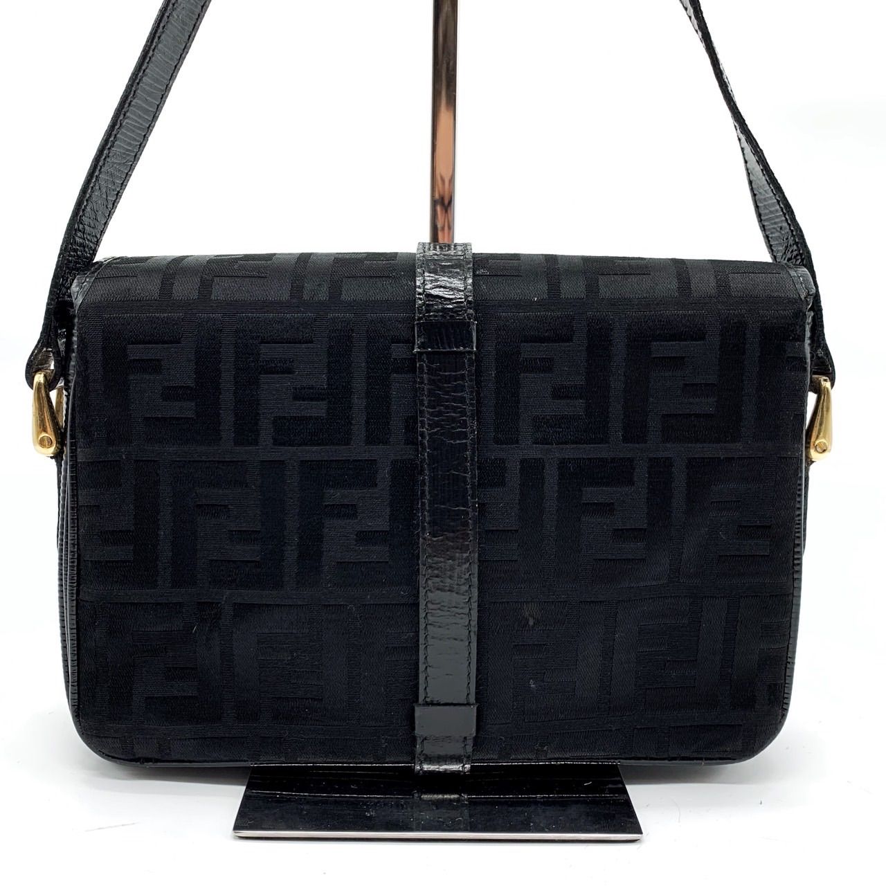 ✨格安✨ FENDI フェンディ ショルダーバッグ ハンドバッグ ズッカ柄 
