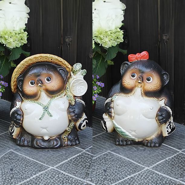 名入れ]信楽焼 狸 置物 表札 赤ちゃん たぬきの置物 6号(青) おしゃれ 手作り 狸置物 ミニ タヌキ 戸建 マンション 出産 祝い 陶器 信楽焼き(MB097-01G)  : 夢源陶房 - 通販 - Yahoo!ショッピング